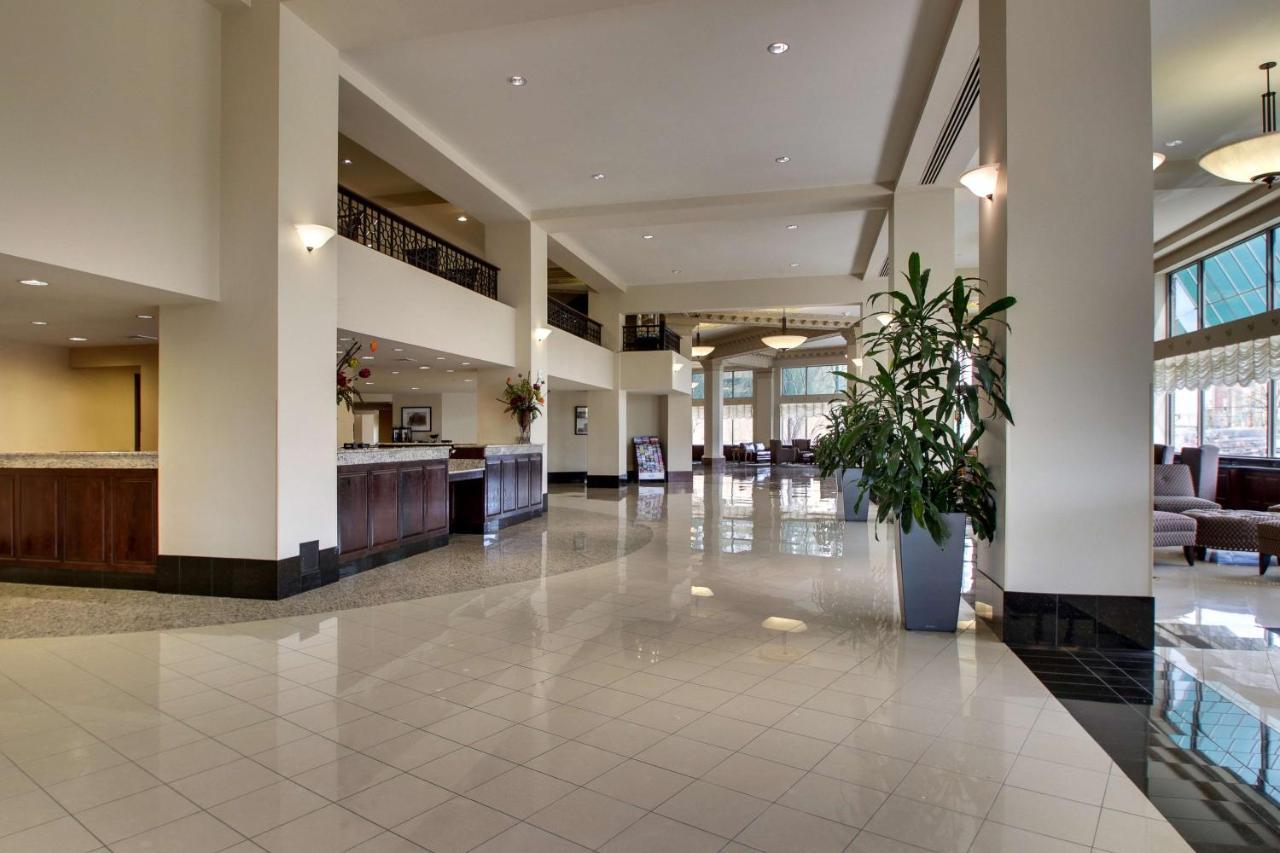Drury Plaza Hotel Broadview Wichita Eksteriør billede